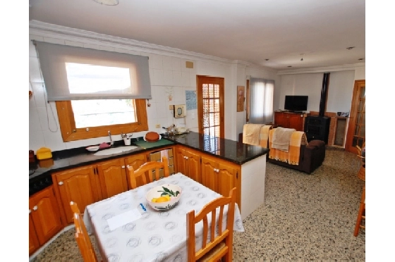 Villa in Pego(Alrededores) zu verkaufen, Wohnfläche 500 m², Baujahr 1985, + Fussbodenheizung, Klimaanlage, Grundstück 2700 m², 7 Schlafzimmer, 4 Badezimmer, Pool, ref.: O-V43714-4
