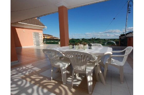 Villa in Pego(Alrededores) zu verkaufen, Wohnfläche 500 m², Baujahr 1985, + Fussbodenheizung, Klimaanlage, Grundstück 2700 m², 7 Schlafzimmer, 4 Badezimmer, Pool, ref.: O-V43714-5