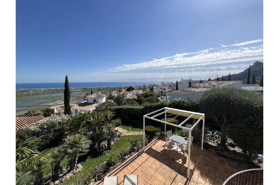 villa en Denia(Monte Pego) en location de vacances, construit 240 m², ano de construccion 1998, estado mModernizado, + calefaccion suelo, aire acondicionado, terrain 980 m², 5 chambre, 4 salle de bains, piscina, ref.: T-0121-34