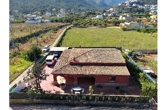 Finca in Pedreguer(Campo) zu verkaufen, Wohnfläche 150 m², Baujahr 1980, Zustand gepflegt, Klimaanlage, Grundstück 700 m², 4 Schlafzimmer, 2 Badezimmer, Pool, ref.: GC-0322-25