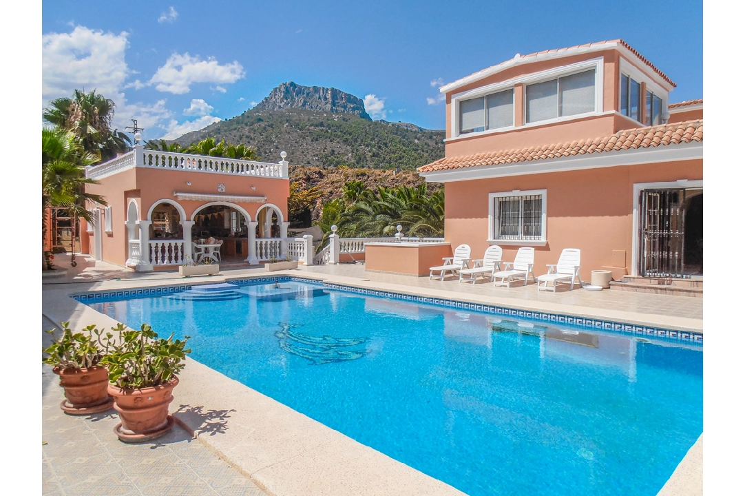 villa en Calpe(Partida Maryvilla) en vente, construit 460 m², aire acondicionado, terrain 3800 m², 5 chambre, 4 salle de bains, piscina, ref.: BP-4222CAL-1