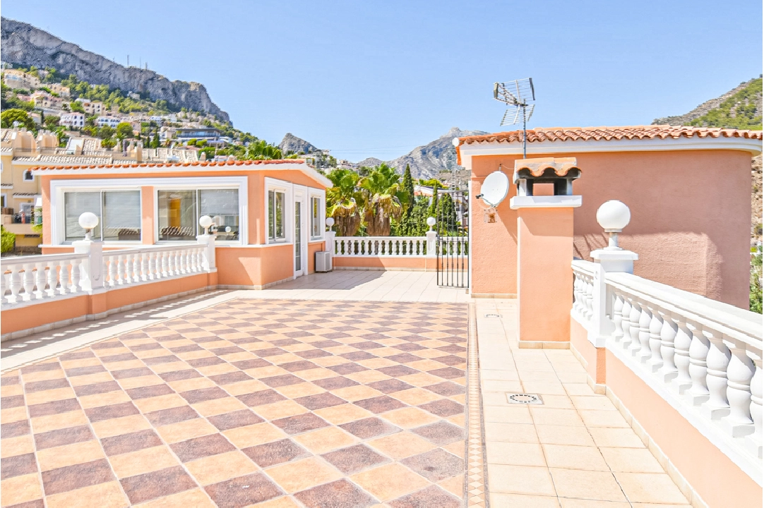 villa en Calpe(Partida Maryvilla) en vente, construit 460 m², aire acondicionado, terrain 3800 m², 5 chambre, 4 salle de bains, piscina, ref.: BP-4222CAL-11