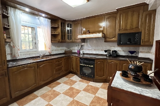 Villa in Denia zu vermieten, Wohnfläche 200 m², Zustand gepflegt, + Zentralheizung, Klimaanlage, Grundstück 900 m², 3 Schlafzimmer, 2 Badezimmer, Pool, ref.: D-0123-26