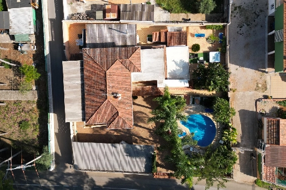 Villa in Denia zu vermieten, Wohnfläche 200 m², Zustand gepflegt, + Zentralheizung, Klimaanlage, Grundstück 900 m², 3 Schlafzimmer, 2 Badezimmer, Pool, ref.: D-0123-80