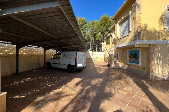 Villa in Denia zu vermieten, Wohnfläche 200 m², Zustand gepflegt, + Zentralheizung, Klimaanlage, Grundstück 900 m², 3 Schlafzimmer, 2 Badezimmer, Pool, ref.: D-0123-81