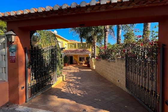 Villa in Denia zu vermieten, Wohnfläche 200 m², Zustand gepflegt, + Zentralheizung, Klimaanlage, Grundstück 900 m², 3 Schlafzimmer, 2 Badezimmer, Pool, ref.: D-0123-83