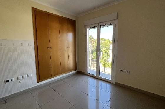 Reihenhaus in Denia zu vermieten, Wohnfläche 130 m², Zustand gepflegt, + KLIMA, Klimaanlage, Grundstück 160 m², 4 Schlafzimmer, 3 Badezimmer, Pool, ref.: D-0223-49