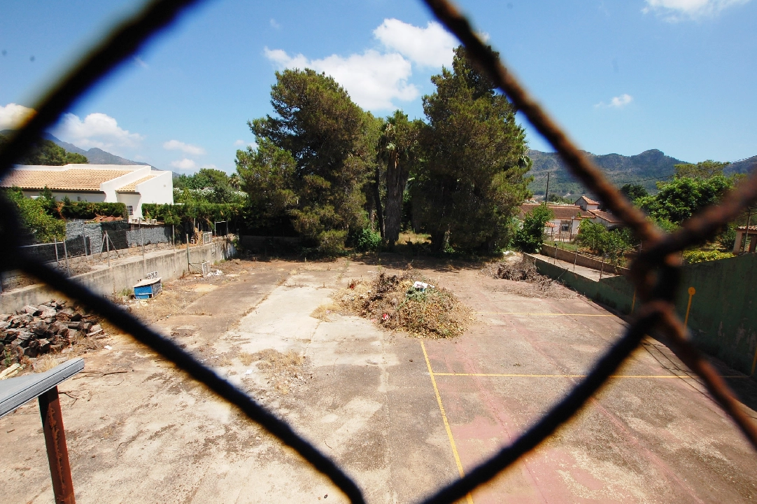 villa en Gandia en vente, construit 380 m², ano de construccion 1980, + KLIMA, aire acondicionado, terrain 4092 m², 7 chambre, 3 salle de bains, piscina, ref.: O-V82114D-38