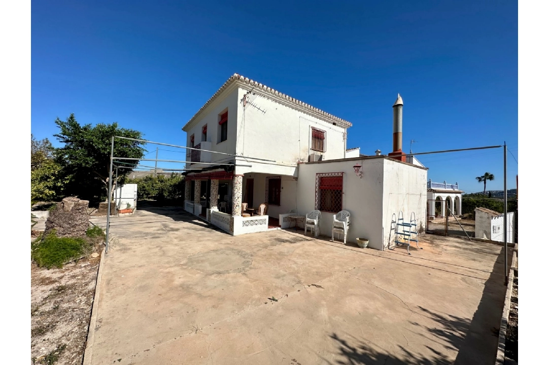 villa en Pego en vente, construit 120 m², ano de construccion 1972, + estufa, aire acondicionado, terrain 4200 m², 4 chambre, 1 salle de bains, piscina, ref.: O-V87714D-4