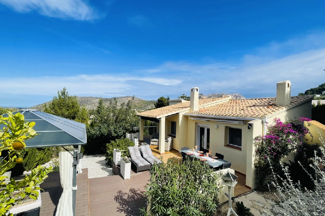 villa en Denia-La Sella(La Sella ) en location de vacances, construit 111 m², ano de construccion 1986, + calefaccion central, aire acondicionado, terrain 495 m², 3 chambre, 2 salle de bains, piscina, ref.: T-0424-1