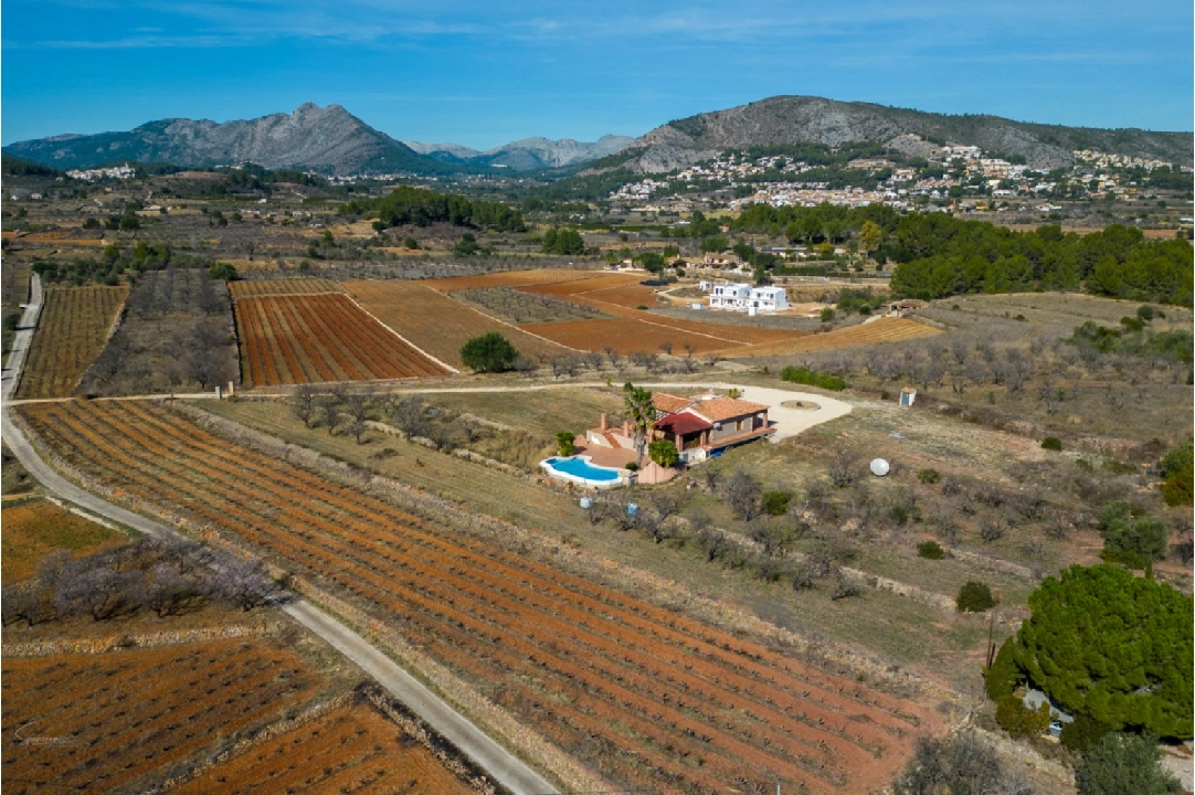 villa en Jalon en vente, construit 200 m², ano de construccion 2003, aire acondicionado, terrain 10000 m², 2 chambre, 2 salle de bains, piscina, ref.: PV-141-01967P-12