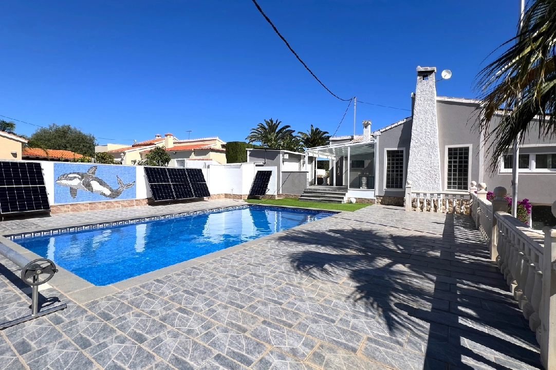 villa en Denia en location de vacances, construit 166 m², ano de construccion 1978, + estufa, aire acondicionado, terrain 802 m², 2 chambre, 2 salle de bains, piscina, ref.: T-0224-2