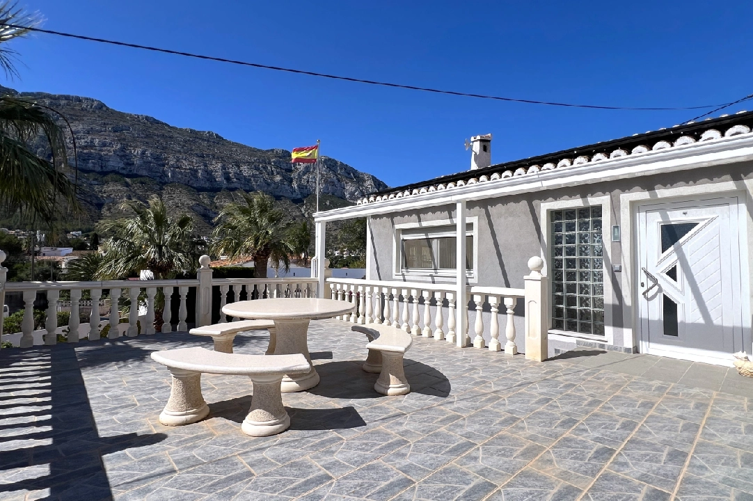 villa en Denia en location de vacances, construit 166 m², ano de construccion 1978, + estufa, aire acondicionado, terrain 802 m², 2 chambre, 2 salle de bains, piscina, ref.: T-0224-20