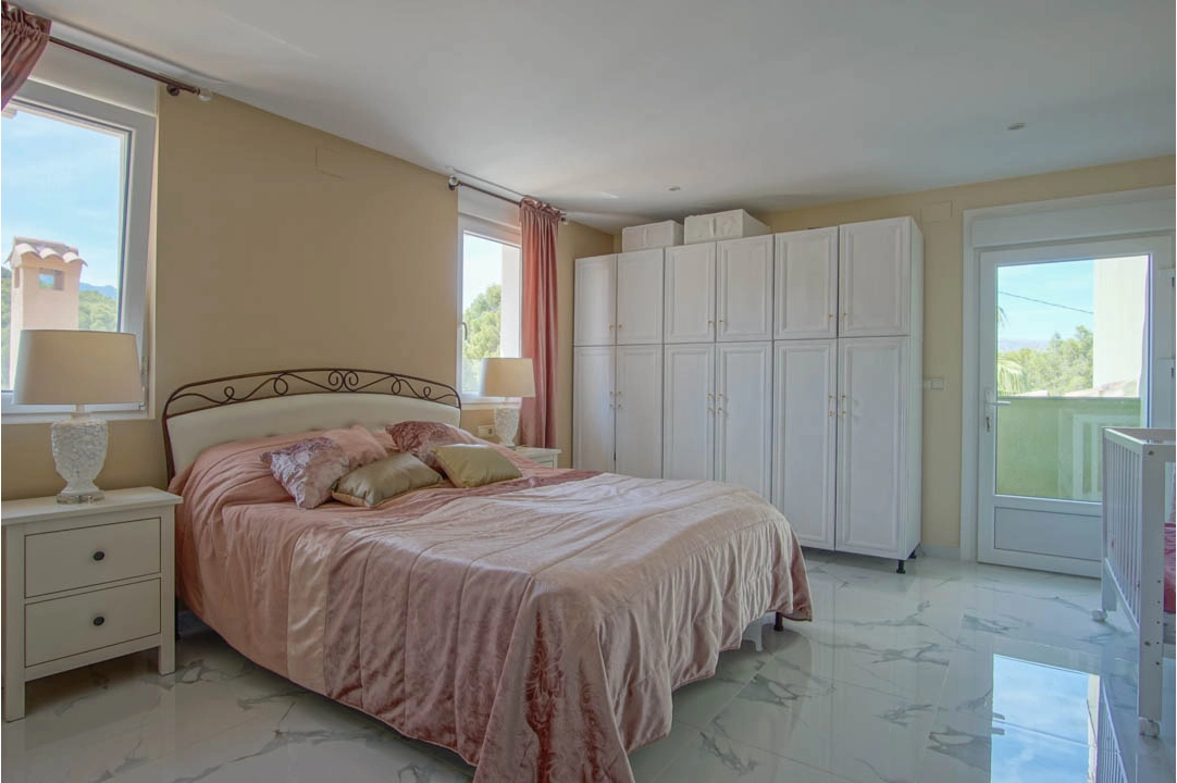 villa en La Nucia(Sierra Verde) en vente, construit 900 m², aire acondicionado, terrain 32900 m², 8 chambre, 9 salle de bains, ref.: BP-7058NUC-32