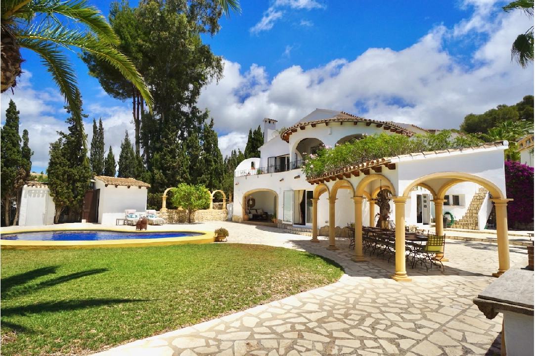 villa en Moraira(Moraira Alcasar) en vente, construit 267 m², aire acondicionado, terrain 972 m², 5 chambre, 3 salle de bains, piscina, ref.: CA-H-1781-AMBI-40