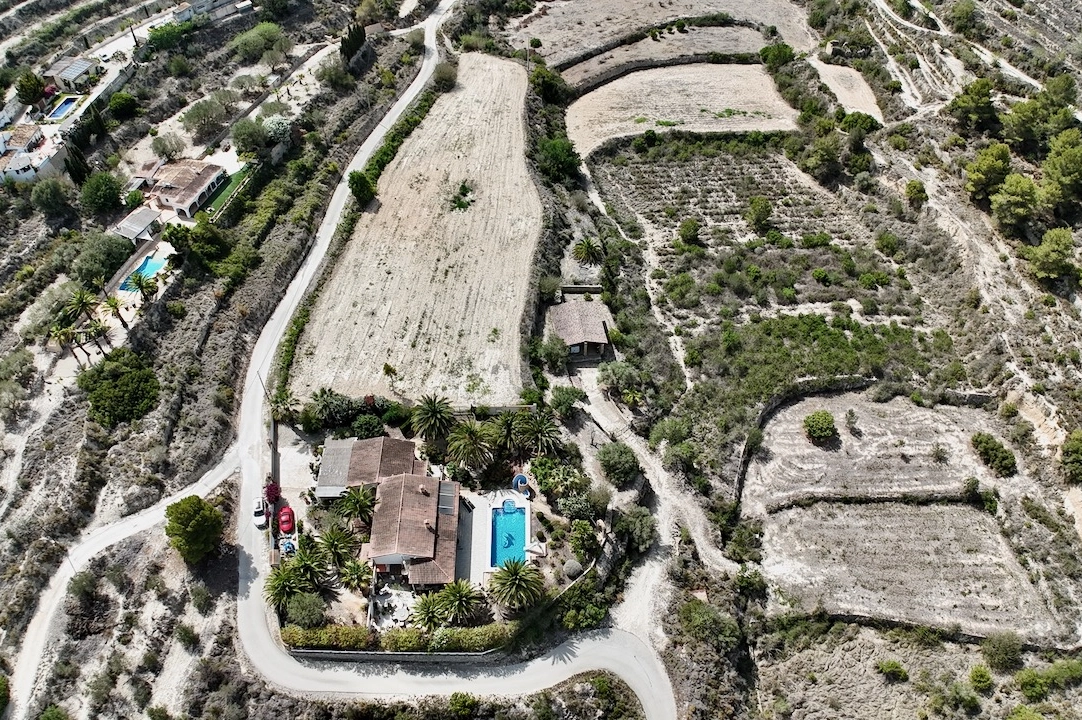 finca en Benissa(Partida Llenes) en vente, construit 326 m², aire acondicionado, terrain 18203 m², 3 chambre, 3 salle de bains, piscina, ref.: CA-F-1784-AMBI-46