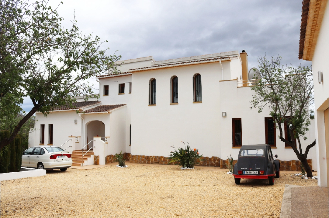 villa en Jalon en vente, construit 279 m², terrain 13009 m², 4 chambre, 4 salle de bains, ref.: PT-24004-1