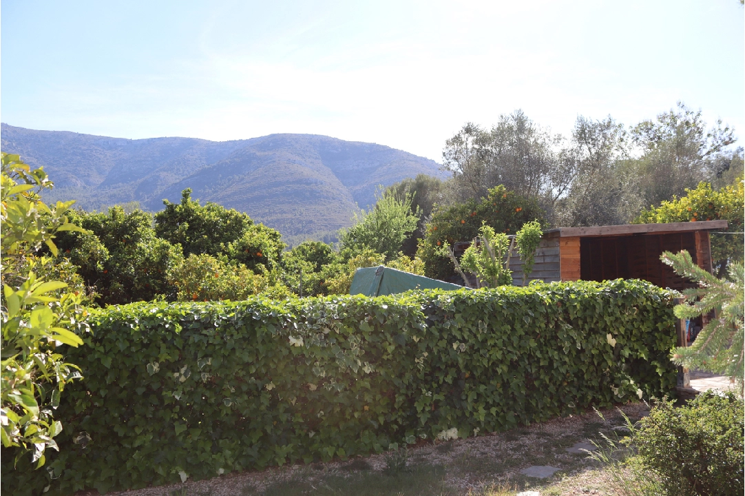 finca en Parcent en vente, construit 140 m², terrain 830 m², 3 chambre, 1 salle de bains, ref.: PT-24005-26