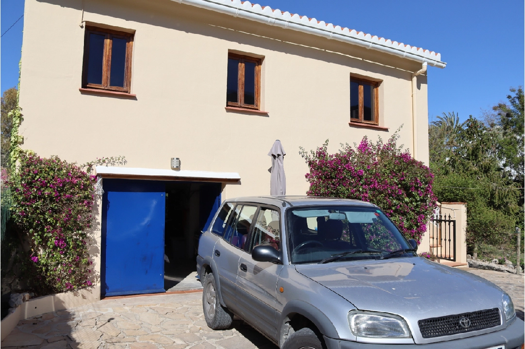 finca en Parcent en vente, construit 140 m², terrain 830 m², 3 chambre, 1 salle de bains, ref.: PT-24005-37