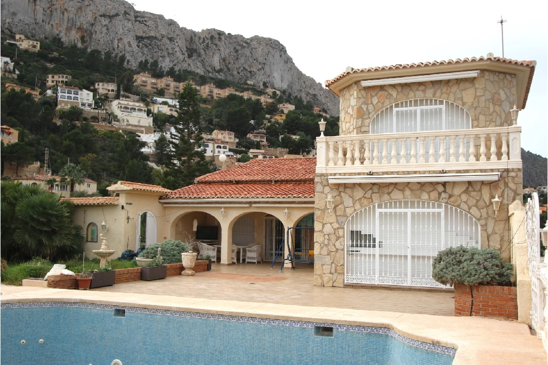 villa en Calpe(La Canuta) en vente, construit 609 m², terrain 3102 m², 4 chambre, 4 salle de bains, piscina, ref.: COB-3330-10535-6