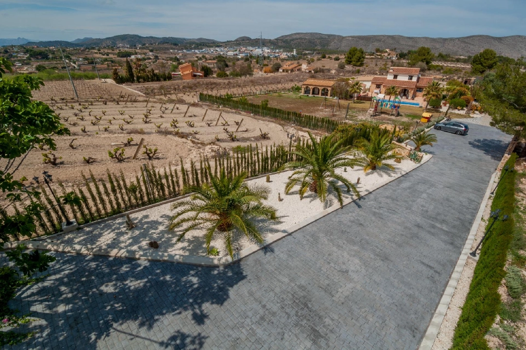 finca en Teulada(Zona de la playa) en vente, construit 238 m², aire acondicionado, terrain 14129 m², 5 chambre, 4 salle de bains, piscina, ref.: COB-3457-10535-27