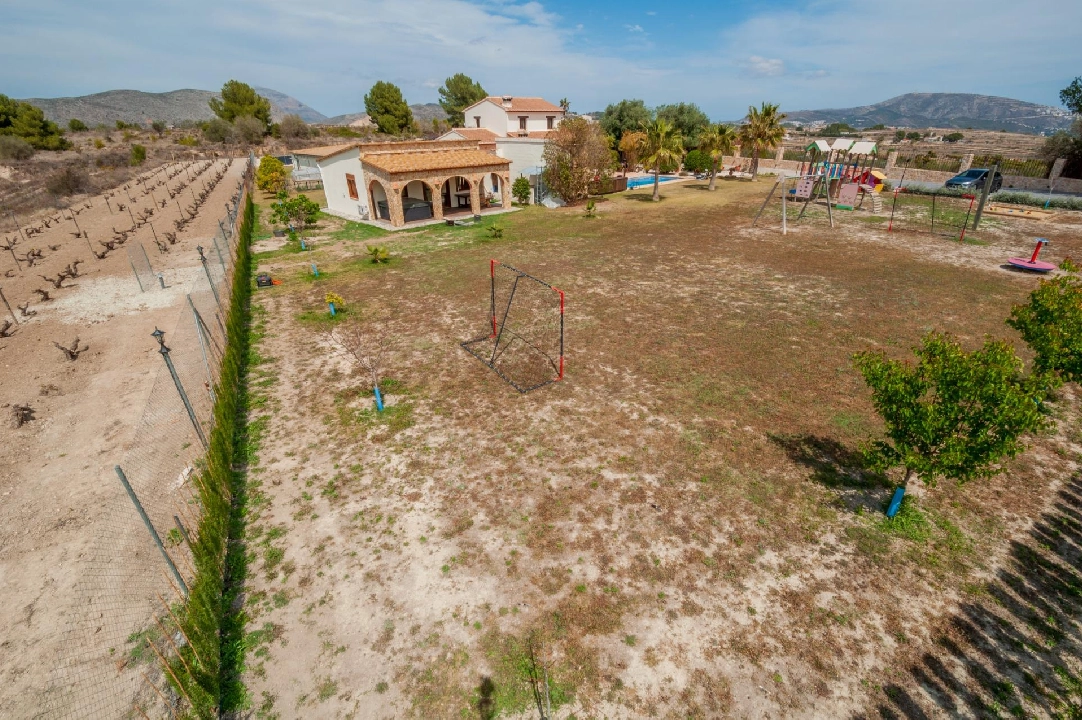 finca en Teulada(Zona de la playa) en vente, construit 238 m², aire acondicionado, terrain 14129 m², 5 chambre, 4 salle de bains, piscina, ref.: COB-3457-10535-36