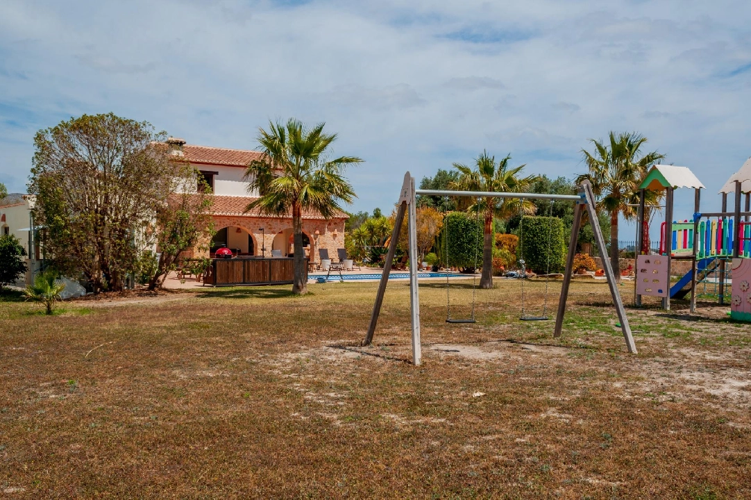 finca en Teulada(Zona de la playa) en vente, construit 238 m², aire acondicionado, terrain 14129 m², 5 chambre, 4 salle de bains, piscina, ref.: COB-3457-10535-37