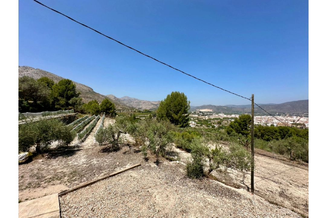 finca en Pego en vente, construit 83 m², ano de construccion 1947, aire acondicionado, terrain 7080 m², 2 chambre, 1 salle de bains, piscina, ref.: O-V91914-25