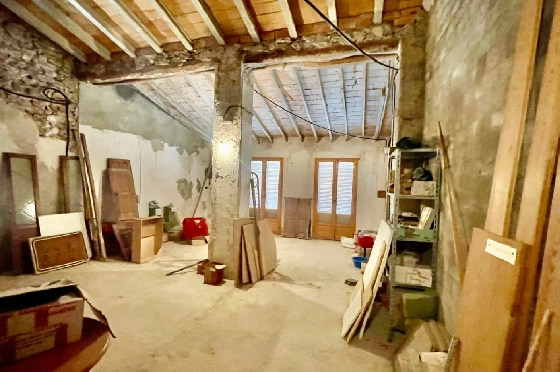 Stadthaus in Parcent zu verkaufen, Wohnfläche 378 m², Baujahr 1940, + Zentralheizung, Klimaanlage, Grundstück 575 m², 7 Schlafzimmer, 3 Badezimmer, Pool, ref.: PV-141-01979P-46