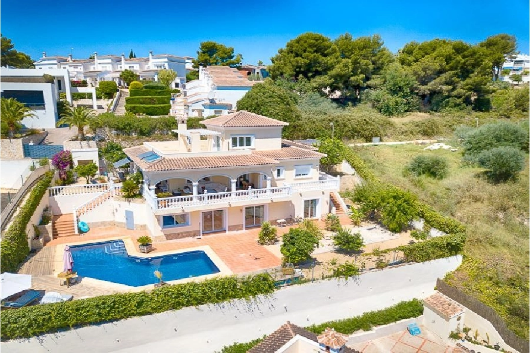 villa en Moraira en vente, construit 270 m², ano de construccion 2007, aire acondicionado, terrain 797 m², 4 chambre, 3 salle de bains, piscina, ref.: AM-11778DA-1