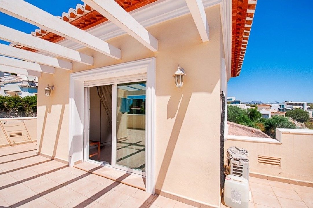 villa en Moraira en vente, construit 270 m², ano de construccion 2007, aire acondicionado, terrain 797 m², 4 chambre, 3 salle de bains, piscina, ref.: AM-11778DA-27