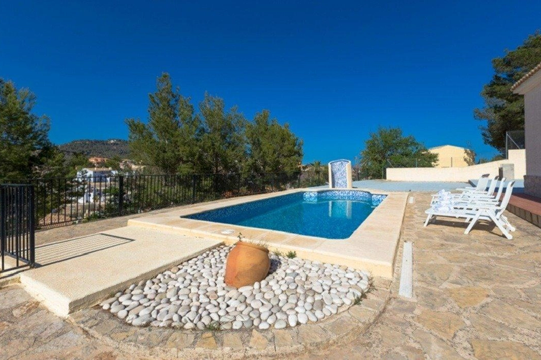 villa en Calpe en vente, construit 90 m², + estufa, aire acondicionado, terrain 800 m², 3 chambre, 1 salle de bains, piscina, ref.: AM-11853DR-3