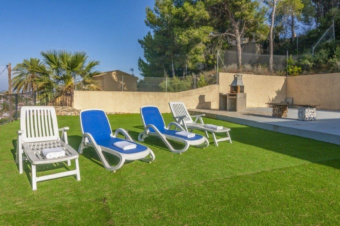 villa en Calpe en vente, construit 90 m², + estufa, aire acondicionado, terrain 800 m², 3 chambre, 1 salle de bains, piscina, ref.: AM-11853DR-9