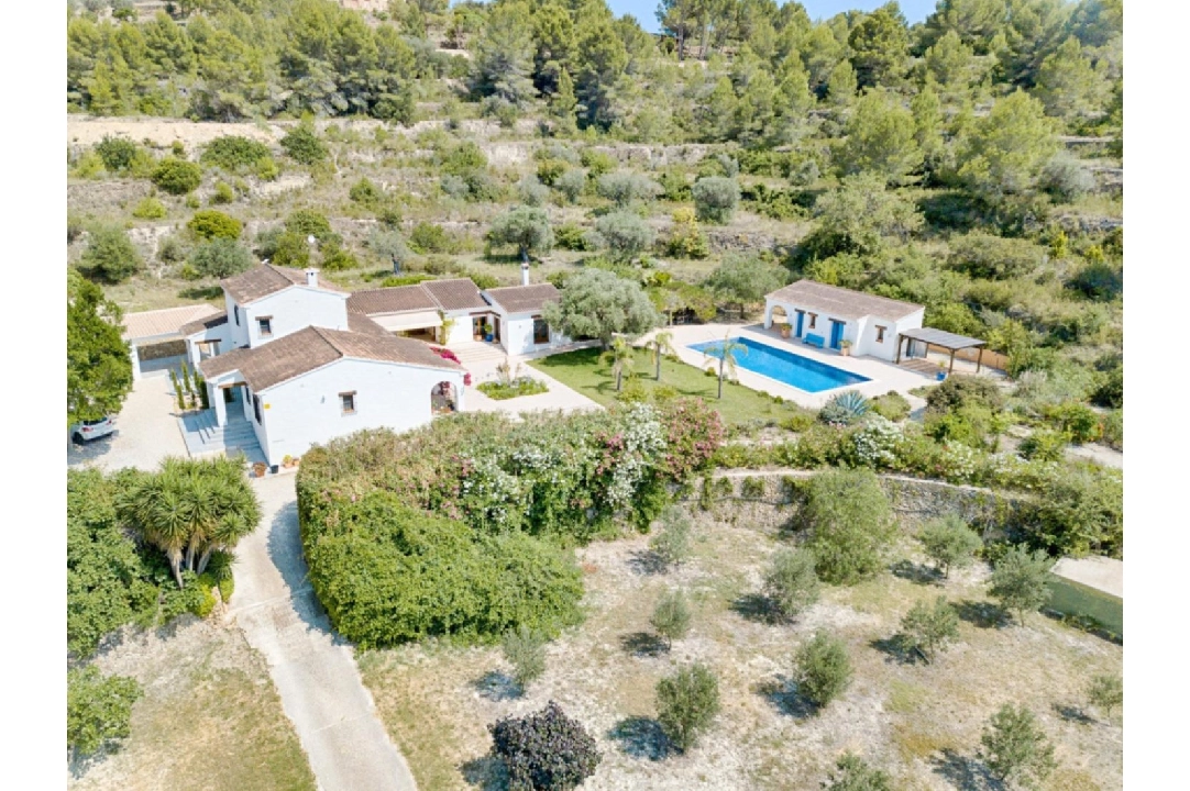 finca en Benissa en vente, construit 521 m², ano de construccion 2002, aire acondicionado, terrain 19880 m², 4 chambre, 3 salle de bains, piscina, ref.: AM-11988DA-16