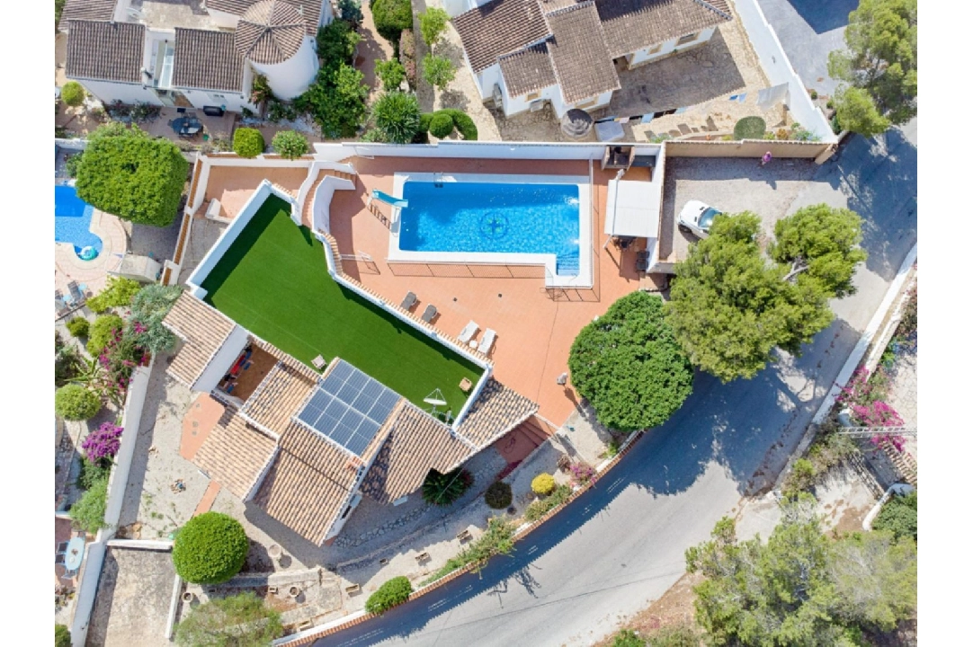 villa en Moraira en vente, construit 176 m², aire acondicionado, terrain 1050 m², 4 chambre, 2 salle de bains, piscina, ref.: AM-12011DA-19