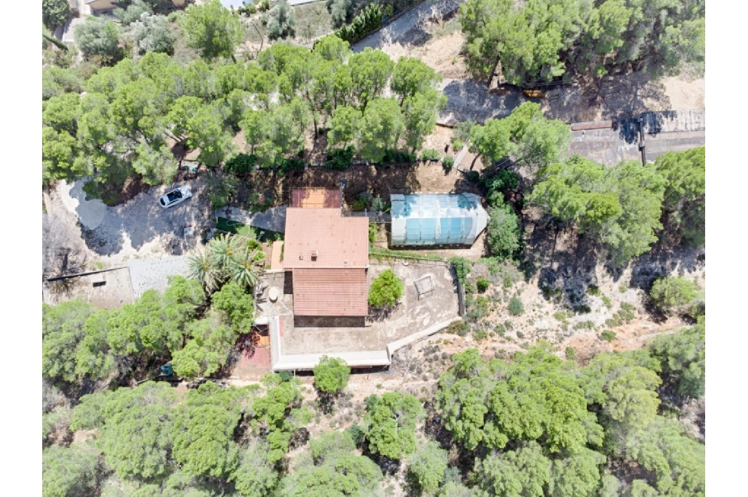 finca en Relleu en vente, construit 174 m², ano de construccion 1990, aire acondicionado, terrain 26000 m², 4 chambre, 1 salle de bains, piscina, ref.: AM-12046DA-7