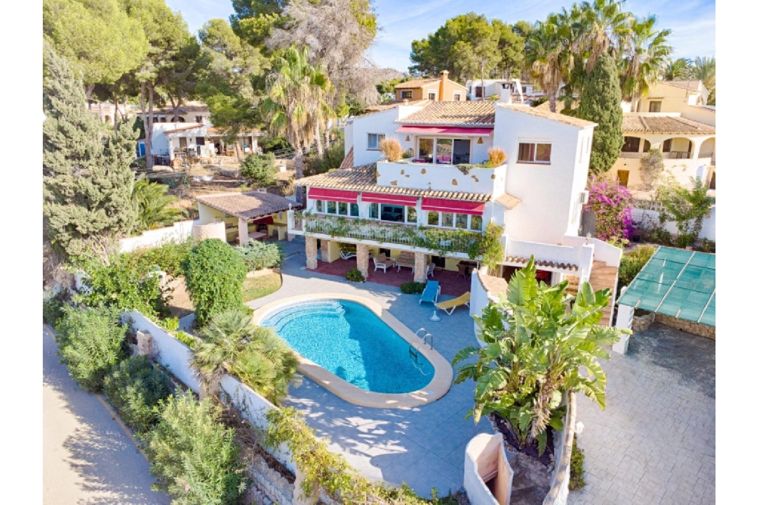 villa en Moraira en vente, construit 326 m², ano de construccion 1975, aire acondicionado, terrain 791 m², 6 chambre, 6 salle de bains, piscina, ref.: AM-12082DA-1