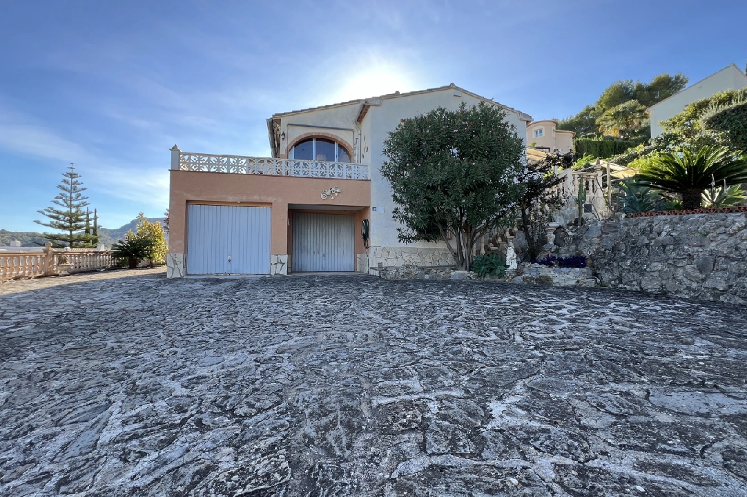 villa en Denia-La Sella en vente, construit 109 m², ano de construccion 1985, + calefaccion central, aire acondicionado, terrain 1003 m², 3 chambre, 2 salle de bains, piscina, ref.: JS-1624-28