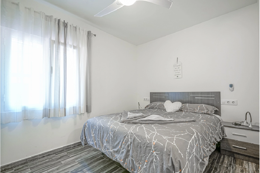 casa de pueblo en Javea en vente, construit 223 m², + KLIMA, aire acondicionado, terrain 250 m², 5 chambre, 3 salle de bains, piscina, ref.: BP-C3XY4247JAV-11