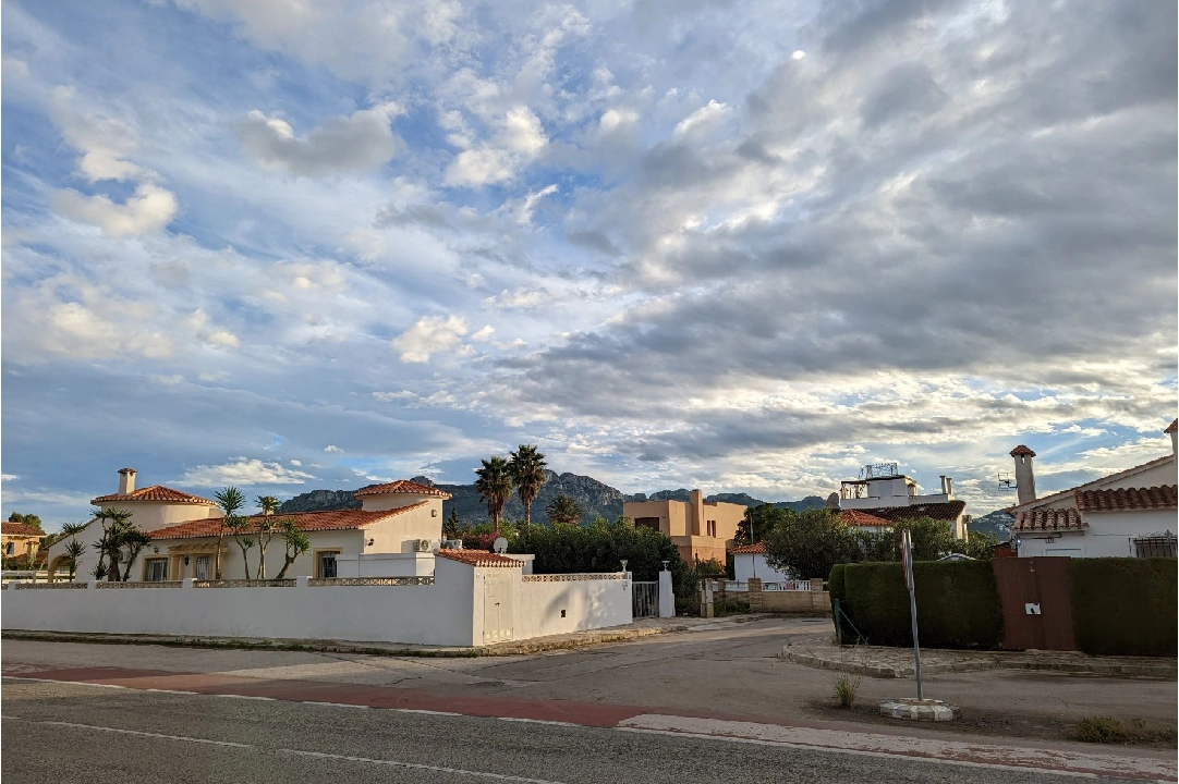 terrain en Denia en vente, aire acondicionado, terrain 1315 m², piscina, ref.: BP-C3XY8042DEN-4