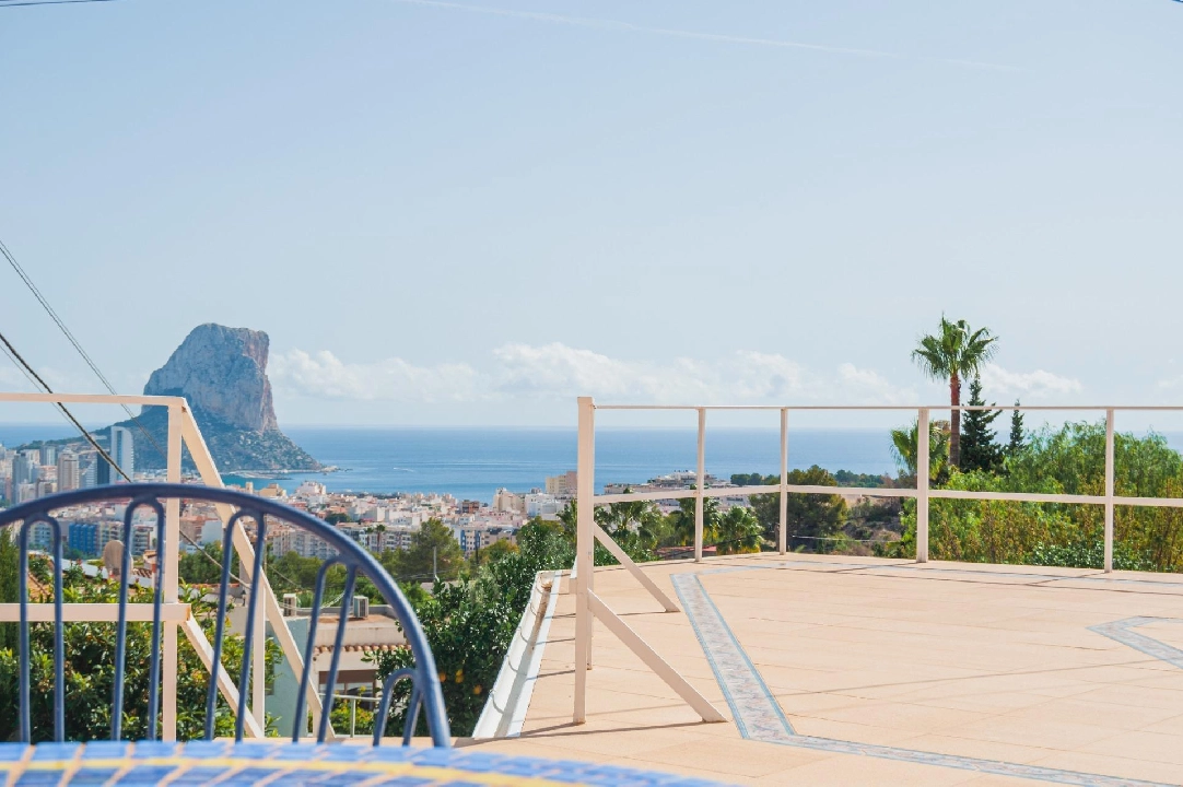 villa en Calpe(Cucarres) en vente, construit 210 m², aire acondicionado, terrain 800 m², 5 chambre, 4 salle de bains, piscina, ref.: COB-3485-10535-3