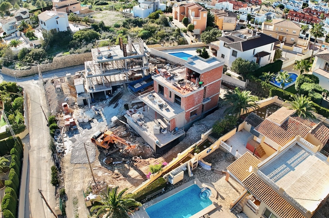 villa en Calpe(Ortembach) en vente, construit 350 m², aire acondicionado, terrain 792 m², 4 chambre, 4 salle de bains, piscina, ref.: CA-H-1849-AMBE-14