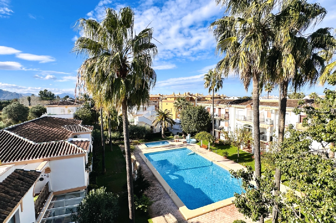 atico en Denia(Las Marinas) en vente, construit 168 m², ano de construccion 98, estado como nuevo, + calefaccion suelo, aire acondicionado, 4 chambre, 3 salle de bains, piscina, ref.: AS-0325-3