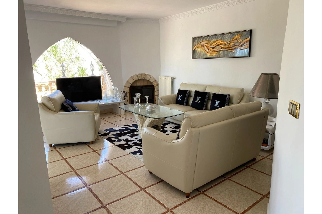 villa en Benissa en vente, construit 354 m², ano de construccion 1984, + calefaccion central, terrain 1200 m², 4 chambre, 4 salle de bains, piscina, ref.: FK-0125-11