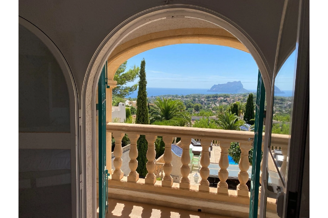 villa en Benissa en vente, construit 354 m², ano de construccion 1984, + calefaccion central, terrain 1200 m², 4 chambre, 4 salle de bains, piscina, ref.: FK-0125-18