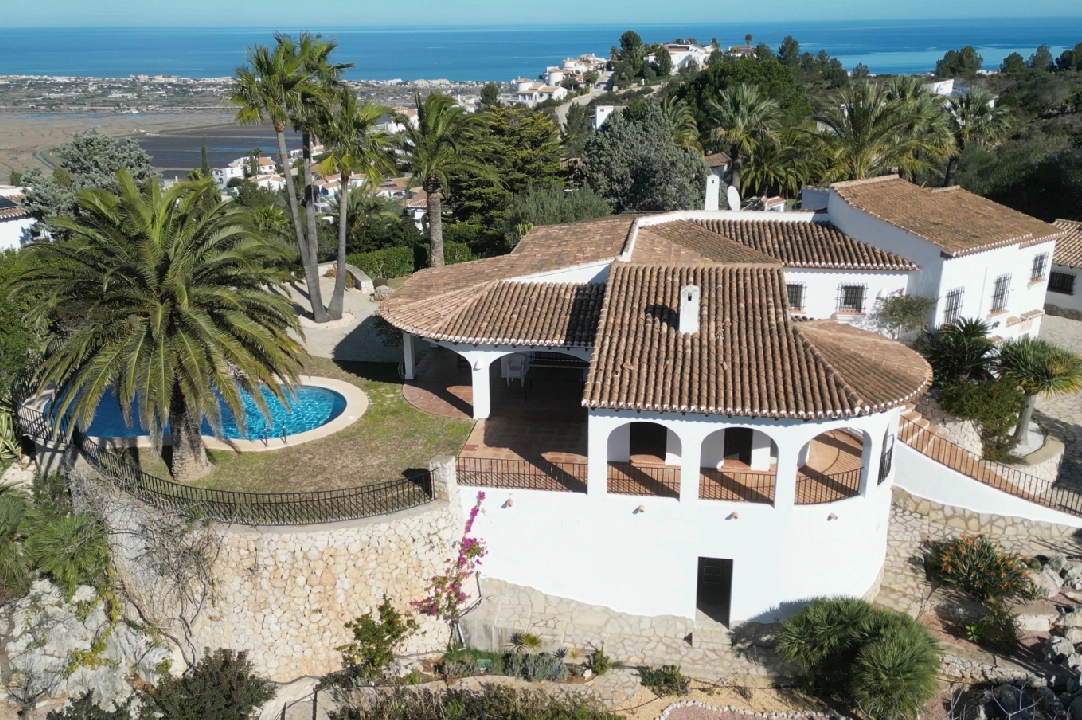 villa en Pego-Monte Pego en vente, construit 310 m², ano de construccion 1988, + calefaccion central, aire acondicionado, terrain 3370 m², 4 chambre, 4 salle de bains, piscina, ref.: JS-0425-32