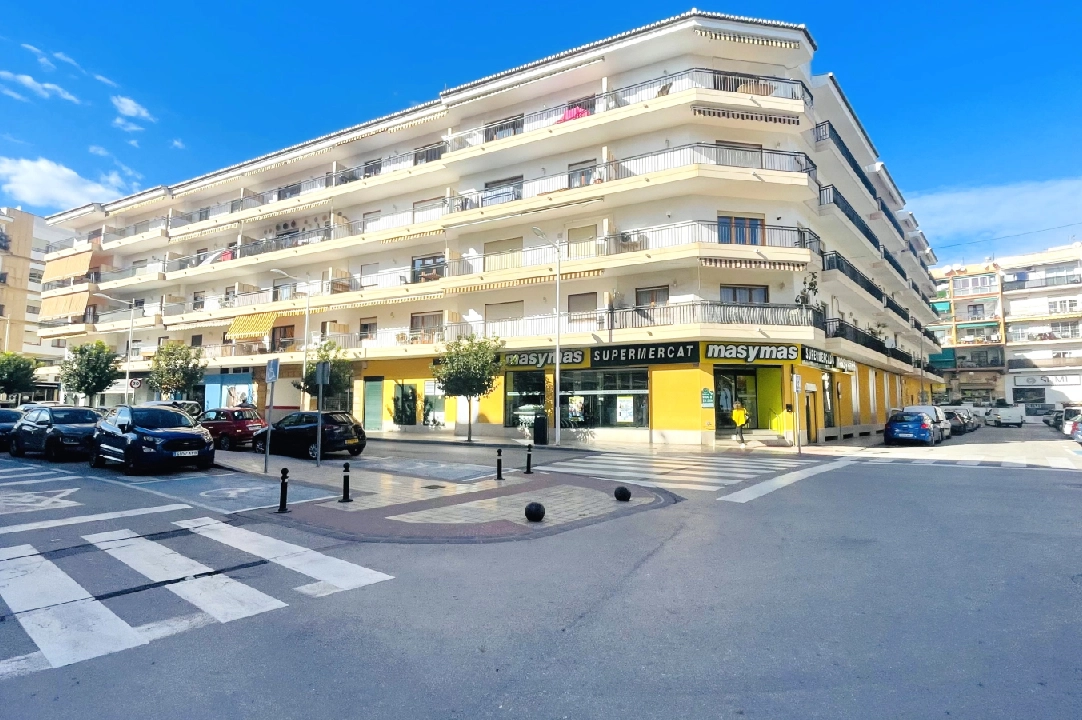 appartement en Javea(Puerto) en vente, construit 126 m², ano de construccion 1982, aire acondicionado, 4 chambre, 2 salle de bains, ref.: JS-0525-1