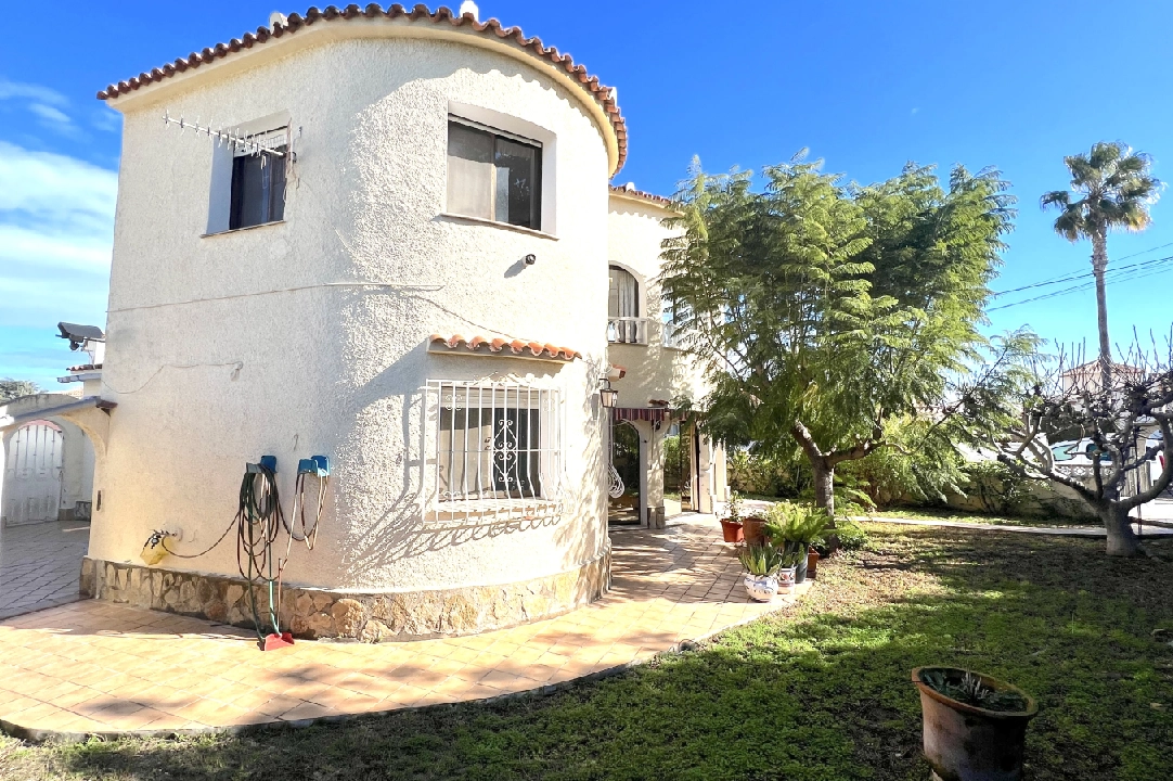 villa en Els Poblets(Revoltes) en vente, construit 180 m², ano de construccion 1978, estado bien cuidado, + KLIMA, aire acondicionado, terrain 585 m², 4 chambre, 3 salle de bains, ref.: SC-T0125-1