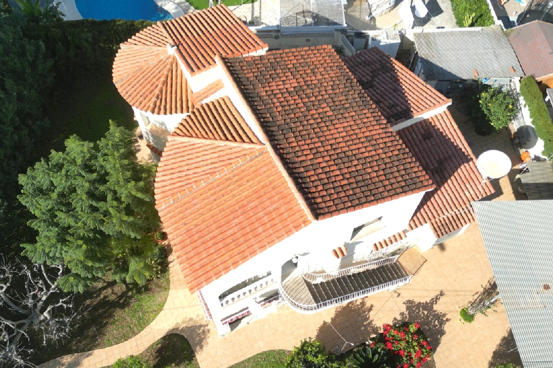 villa en Els Poblets(Revoltes) en vente, construit 180 m², ano de construccion 1978, estado bien cuidado, + KLIMA, aire acondicionado, terrain 585 m², 4 chambre, 3 salle de bains, ref.: SC-T0125-37