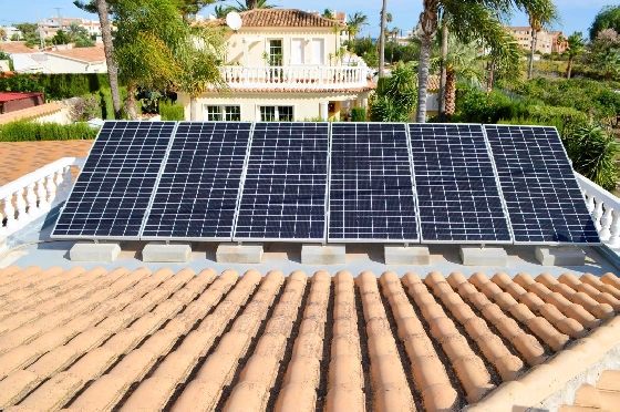 Villa in Denia zu verkaufen, Wohnfläche 121 m², Klimaanlage, Grundstück 623 m², 4 Schlafzimmer, 2 Badezimmer, Pool, ref.: CO-C25935-41